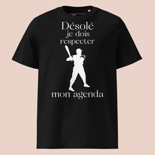 T-shirt noir à plat avec design blanc d’un joueur de baseball et message humoristique – Artic60
