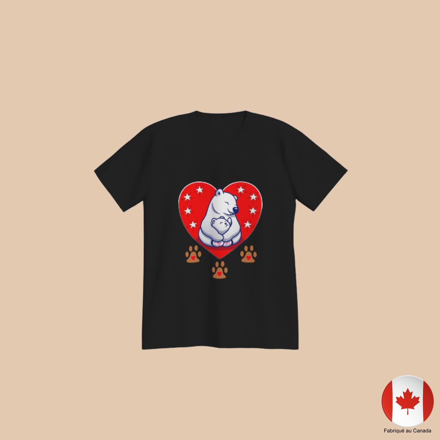 T-shirt noir avec motif d’ours polaire câlin et cœur rouge décoré d’étoiles
