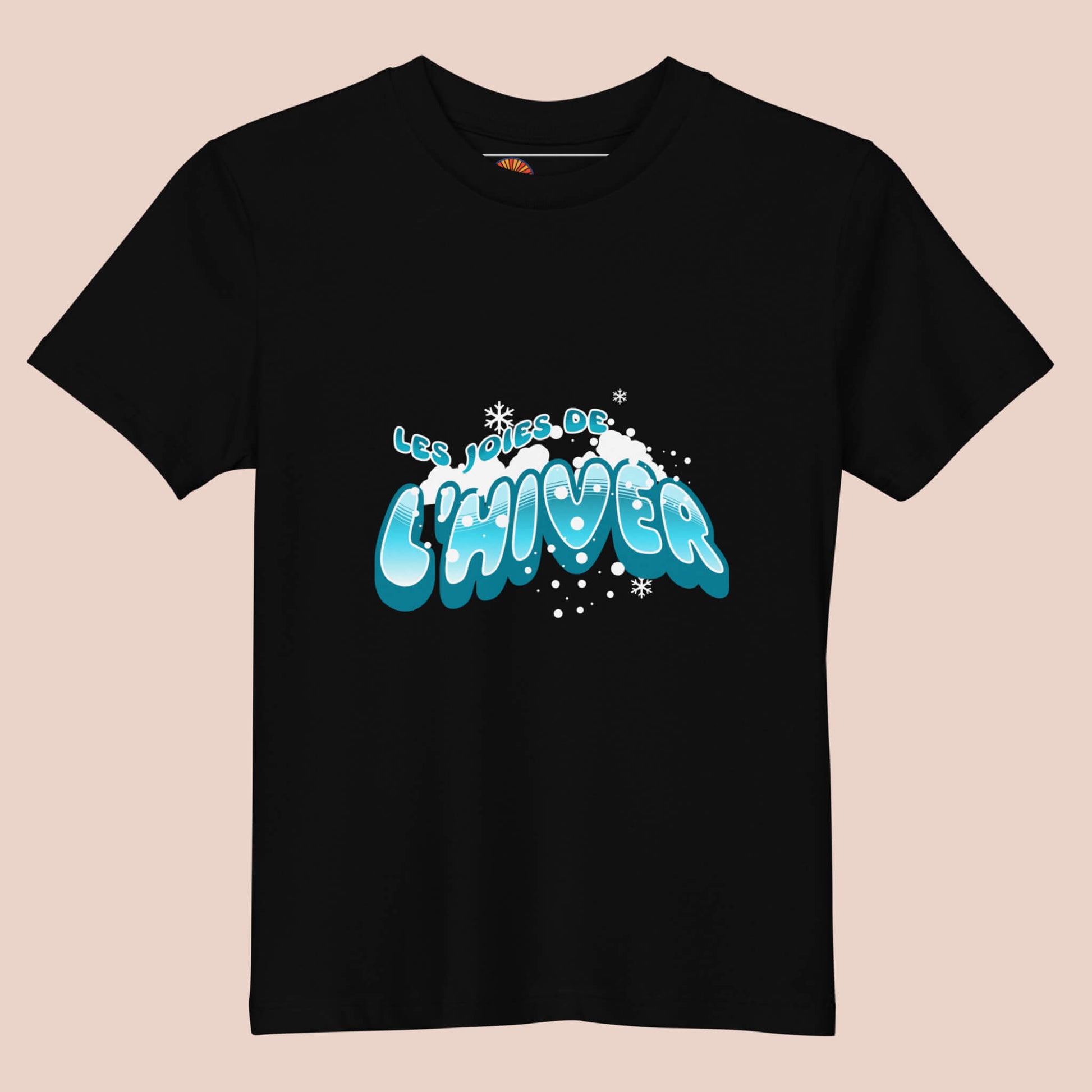 T-shirt enfant en coton bio noir avec le design « Les joies de l'hiver » – Artic60